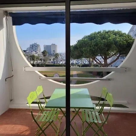 Centre Ville, Vue Port, Avec Parking Prive Apartment *